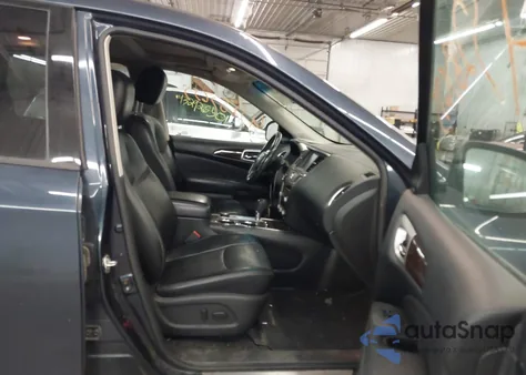 2015 Nissan Pathfinder Platinum from USA, damaged, VIN 5N1AR2MM5FC712851